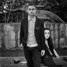 Игорь и Катя (портрет у фонтана) / Витебск, 2012