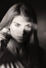 Юлия / Были использованы источники постоянного света Dedolight