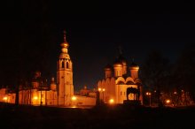 Ансамбль в ночи / г. Вологда