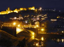 Вечерний Тбилиси / ночное фото