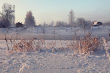трава / мороз река трава