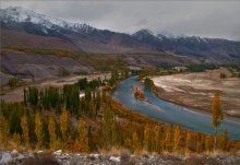 У реки / *******