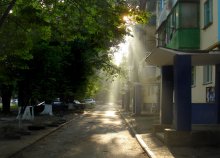 Утро в соседнем дворУ. :-) / Описание... Описание... Ну что сказать. Было утро.