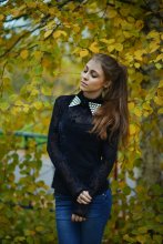 Осенний сон / модель Виктория Родимова
