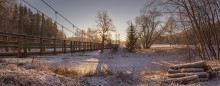 Мостик / Подвесной мостик на реке Амата, Латвия. Пано из 2-х кадров.