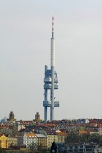 Пражская телебашня / Чехи называют её "автомат Калашникова"