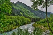 река Гоначхир... / Тебердинский заповедник.Северный Кавказ.