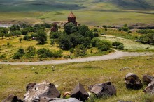 &nbsp; / Монастырь Мармашен. Построен в 988 - 1029 г.
 князем Ваграном Пахлавуни. Армения