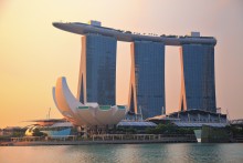 Marina Bay Sands / Отель с бассейном на крыше