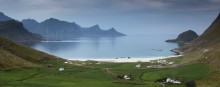Вечерняя чаша / Пляж Haukland поздним вечером.