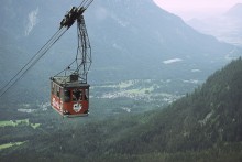 Дорога в небо... / Подъемник на высочайшую вершину немецких Альп - Zugspitze 2962м