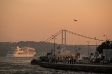 Вечерний Стамбул / Вечерня прогулка по Босфору