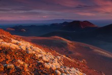 На красной планете / Камчатка. Август 2014. 
Словно на Марсе, можно почувствовать себя во время заката на плато вулкана Толбачик.
Больше фото здесь http://ratbud.livejournal.com/19933.html