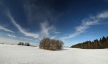 &nbsp; / плоская панорама со снегом, солнцем и облаками