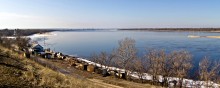 Волга в марте / ***