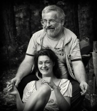 Закатились как-то в лес... / В лесу ж...