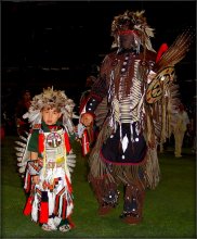 мне з татам ня страшна / Pow Wow - Aboriginal Dancing Festival, Toronto, снежань 2007.