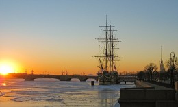 Питерский пейзаж с закатом. / Питер, Петровская набережная, Троицкий (Кировский) мост