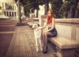 Фото девушки с собакой / ***