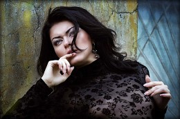 Леди "Ю" / ***