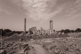 горЕзонт завален / Храм Аполлона в Дидиме, территория современной Турции. Древний оракул