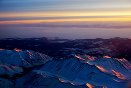 Утро в Саянах / Саяны,оз.Байкал, с высоты 6000 м.