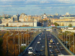 Осенний марафон / Метромост осенью.