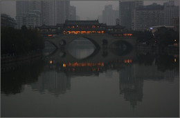 Сумерки / Чэнду, Китай