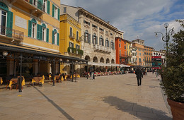 &nbsp; / Verona