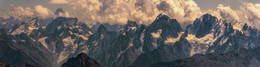 Утренняя панорама Кавказских гор / Снято со станции &quot;Мир&quot; у подножтья Эльбруса 3500 м.

 http://www.youtube.com/watch?v=W_2HaAPcFwQ