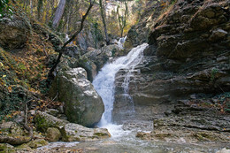 Река Учан-Су / Крым, Ялта. Река Учан-Су чуть ниже основного водопада. Ноябрь 2015.