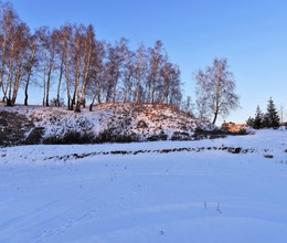 &quot;Снова я вижу родную околицу...&quot; / &quot;Хороша ты, о белая гладь!
 Греет кровь мою легкий мороз!
 Так и хочется к телу прижать
 Обнаженные груди берез ...&quot;
 С.Есенин