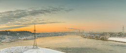 Где незамерзает Неман / Неман сфотографировали в течение зимы от Каунаса ГЭС