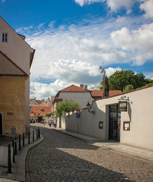 По Пражским улочкам / ***