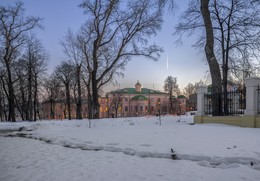 Усадьба Гагариных в Москве / Подробнее здесь: http://progulkipomoskve.ru/publ/doma/strastnoj_bulvar_15_petrovka_29_usadba_gagarinykh/39-1-0-1039