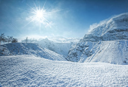 Зимний день в горах. Оби Гарм. Памирский тракт. Таджикистан / Зимний день в горах. Оби Гарм. Памирский тракт. Таджикистан