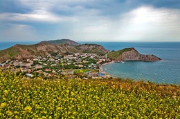 весеним днем / поселок Орджоникидзе-Феодосия