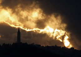 Два полюса / Масличная гора, колокольня Елеонского монастыря