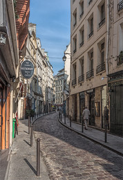 Прогулка по старым улочкам Парижа / рисунок