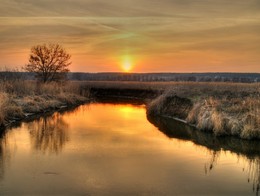 За рекой, за лесом солнышко садится… / Фотопрогулки в вечернем свете. Март 2016 г.