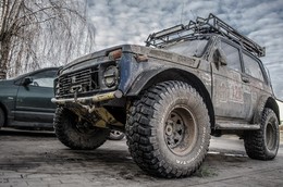 Автомобиль настоящего мужчины / джип