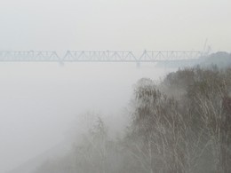 Ни зги / Мостуман (мост, туман)