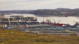 Murmansk....the port city / Мурманск-Город Порт