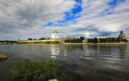 Псков. Вид на Псковский кром. / ***