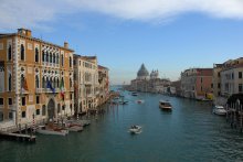 Широким проспектом... / Венеция хороша и узкими тихими улочками-каналами, и такими тожественными широкими &quot;проспектами&quot;