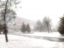 последние метели / площадь возле Китайской стены