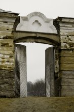 открывая... / часто в своей памяти приходиться находить моменты волующие нас, заставляющие переживать, страдать и возможно даже мучиться от несделанного или несказанного