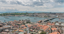 Вид на Стамбул. / Стамбул.
Июнь 2014 год. 
© Майя Абесламидзе, Анатолий Щербак.