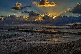 Солнце, море, облака / Солнце, море, облака