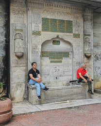 Стамбульские этюды. / Стамбул. 
Июнь 2014 год. 
© Майя Абесламидзе, Анатолий Щербак.